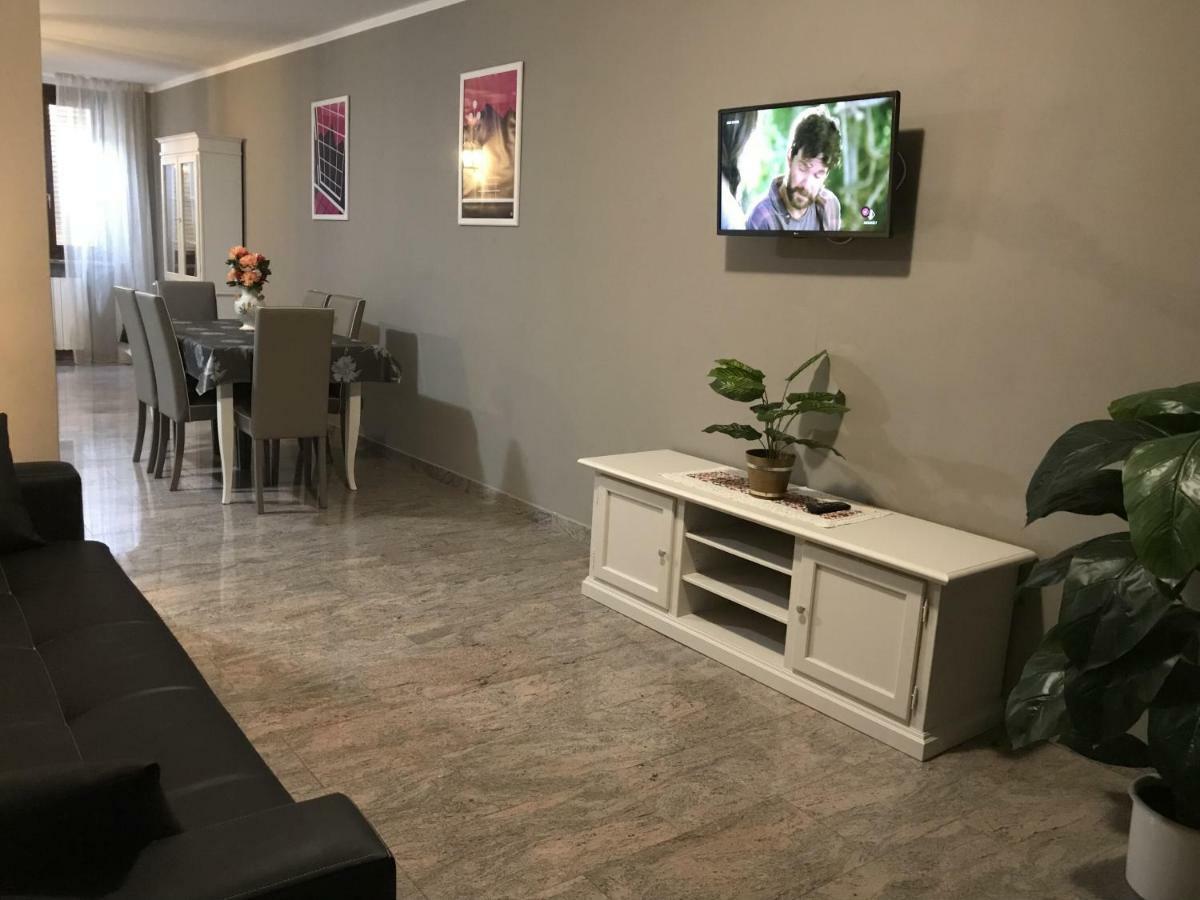 Anfite Apartments Castelletto Пескьера-дель-Гарда Экстерьер фото
