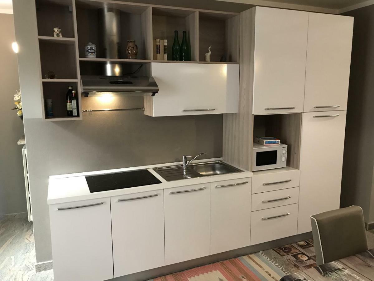 Anfite Apartments Castelletto Пескьера-дель-Гарда Экстерьер фото