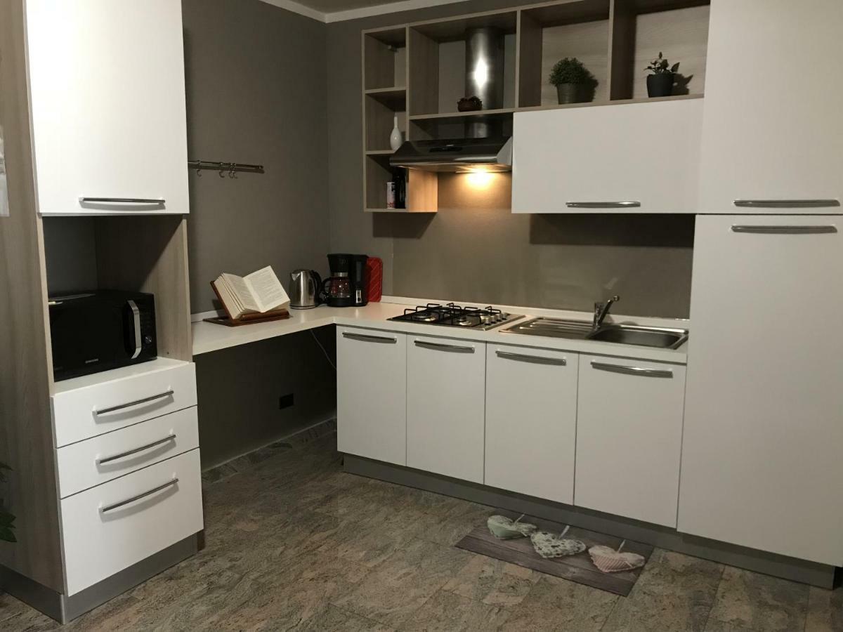 Anfite Apartments Castelletto Пескьера-дель-Гарда Экстерьер фото